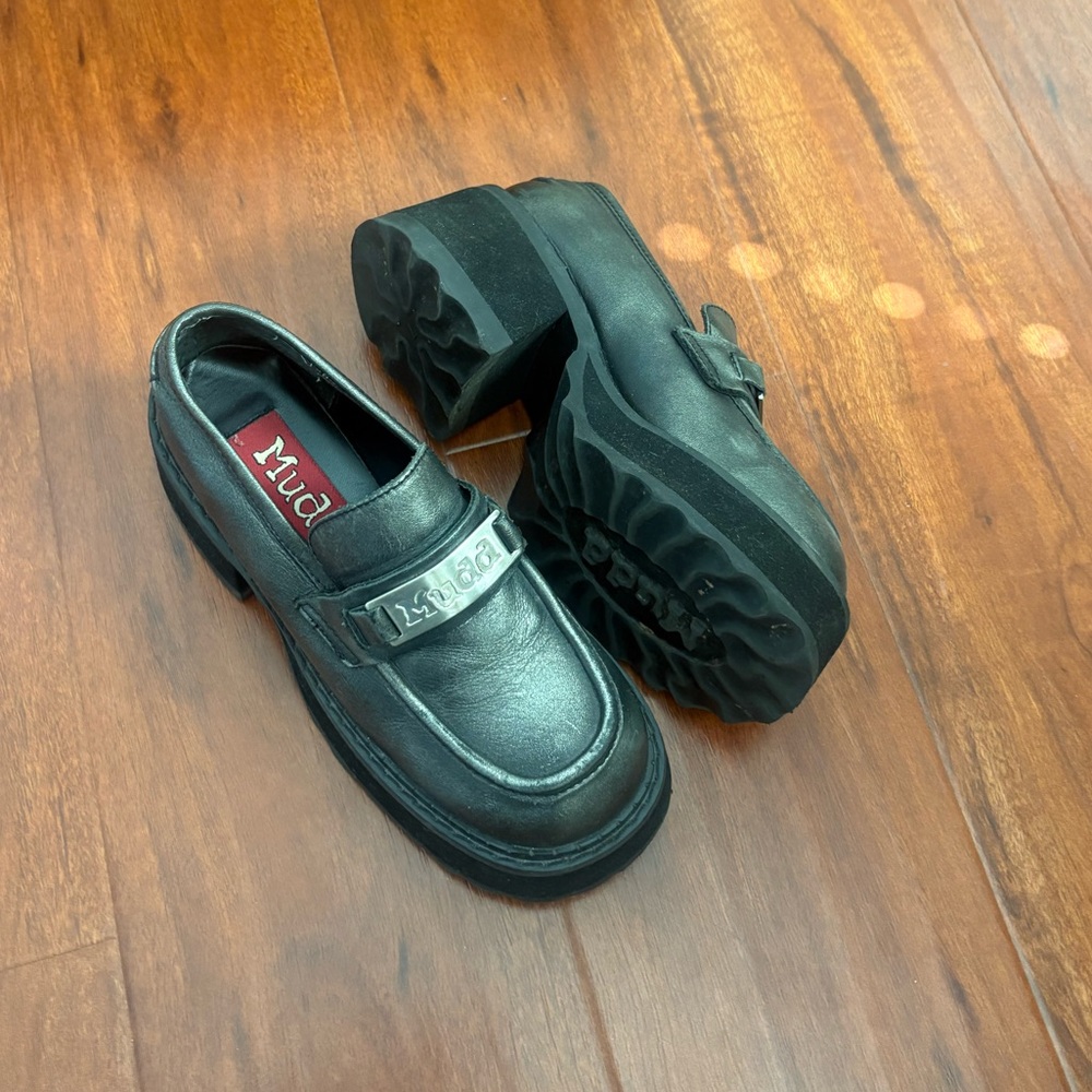 vintage platform mudd loafers ! 90s